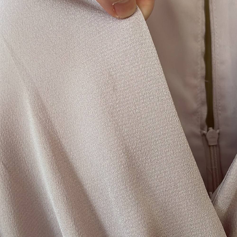 Astr The Label Delaney Flutter Sleeve Midi Dress - image 4